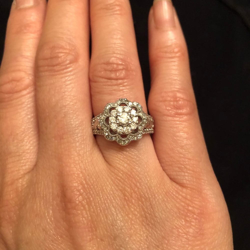 SOLD!!Simply Vera Vera Wang 1 cttw 14k white gold.